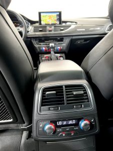 AUDI RS6 Avant 4.0 TFSI quattro tiptronic (3)
