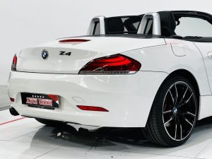 BMW Z4 sDrive23i 2p (9)